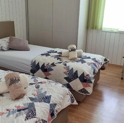 Silvana Brown * Marusici (Split-Dalmatia)